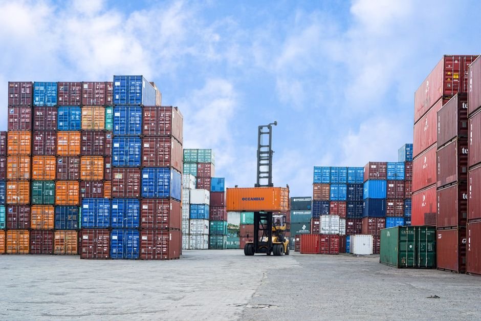 Zollanmeldung und EORI-Registrierung beim ersten Import nach Deutschland