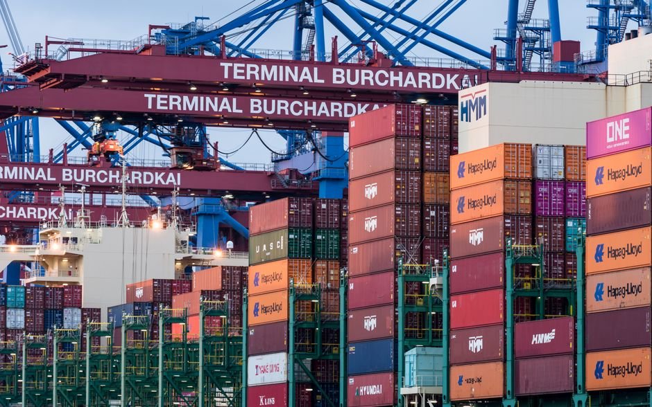 Unternehmen prüft EU-Import- und Exportannahmen am Hafen