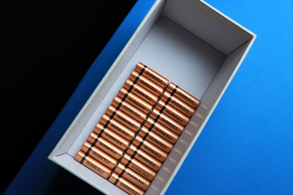 Stufenweise Herstellerpflichten nach EU-Batterieverordnung und ElektroG