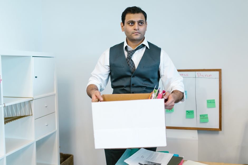 Ablauf der GmbH-Liquidation mit Sperrjahr und Pflichten der Liquidatoren